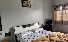 Lee Home Stay